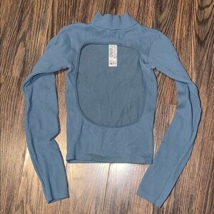 Zara Long Sleeve top with open back - Slate Blue xs